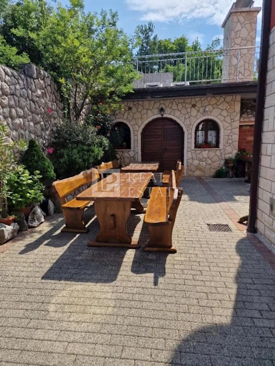 Hiša Naprodaj - PRIMORSKO-GORANSKA Crikvenica