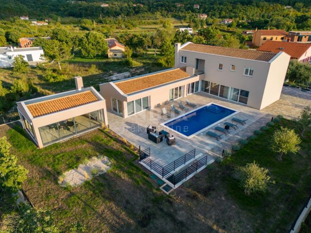 Casa in vendita 287 m² – Labin