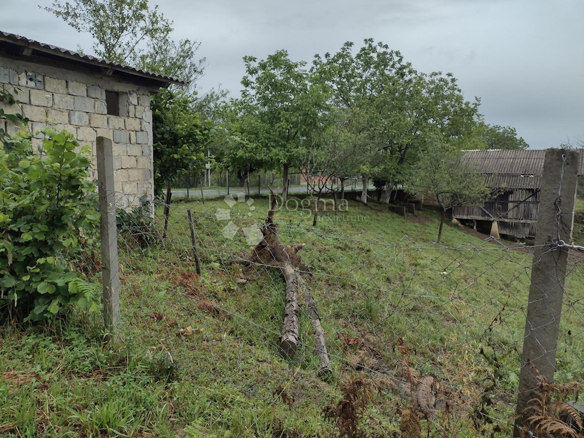 Kuća Na prodaju - SISAČKO-MOSLAVAČKA GVOZD