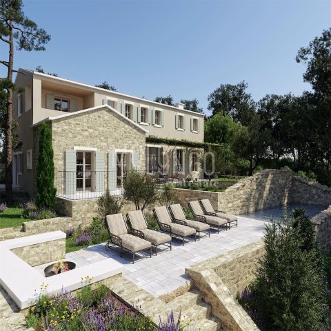 Kuća na prodaju 270 m² – Nova Vas