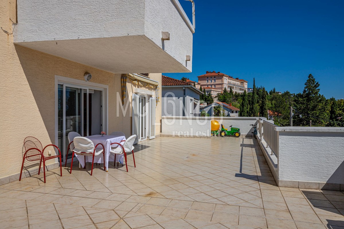 Kuća Na prodaju - PRIMORSKO-GORANSKA CRIKVENICA