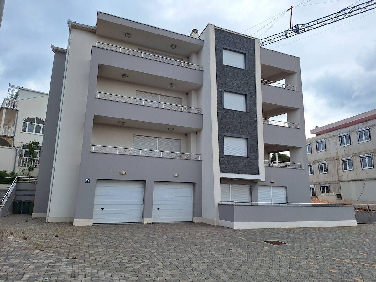 Apartment Zu verkaufen - ŠIBENSKO-KNINSKA PRIMOŠTEN