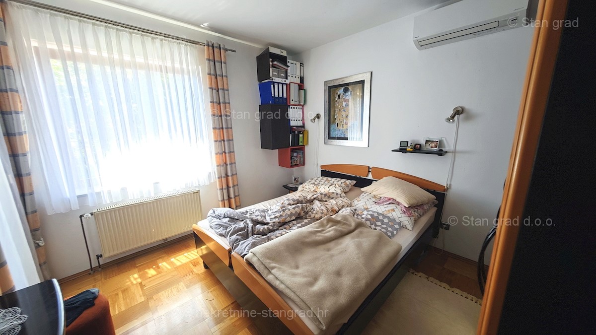 Kuća Na prodaju - PRIMORSKO-GORANSKA CRIKVENICA