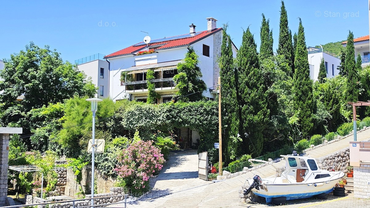 Kuća Na prodaju - PRIMORSKO-GORANSKA CRIKVENICA