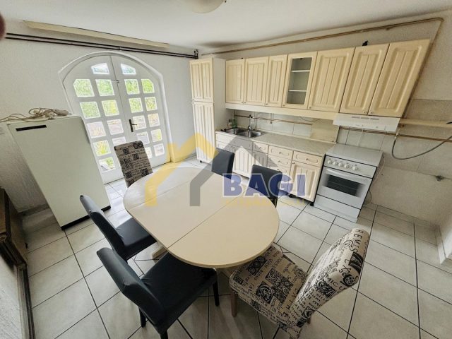 Apartment zu vermieten 150 m² – Brestje