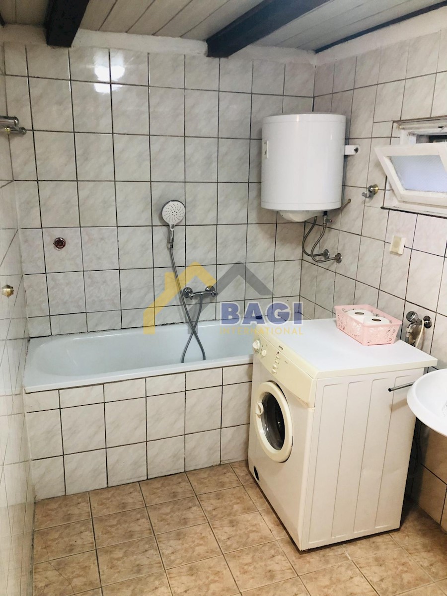 House For rent - ZAGREBAČKA JASTREBARSKO