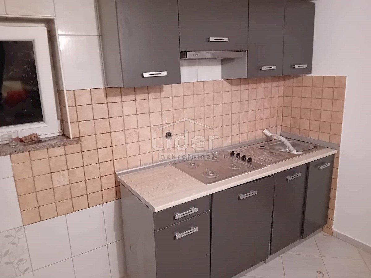 Appartamento In vendita - LIČKO-SENJSKA SENJ
