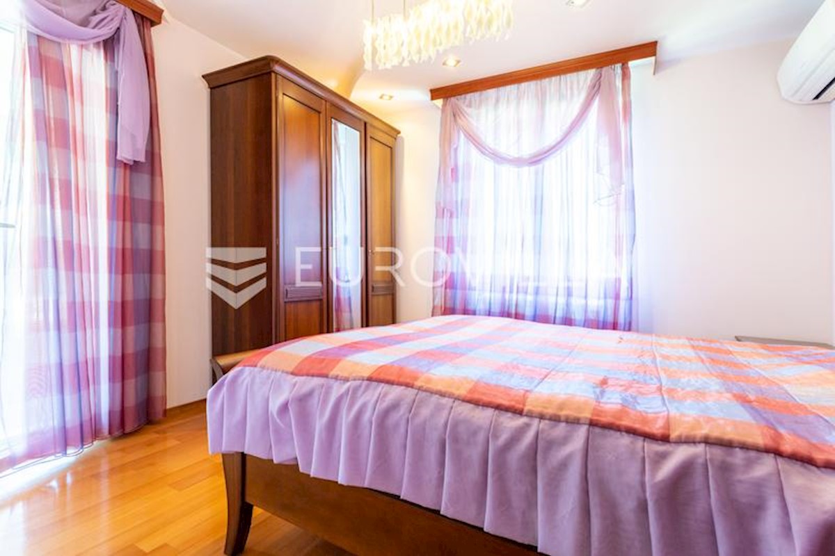 House For rent - SPLITSKO-DALMATINSKA KAŠTELA