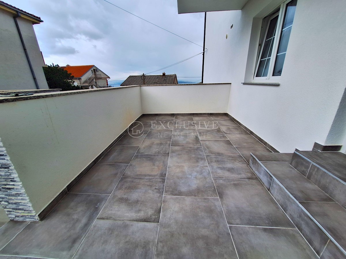Flat For sale - PRIMORSKO-GORANSKA CRIKVENICA