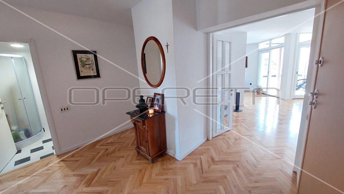 Apartmán Na predaj - GRAD ZAGREB ZAGREB