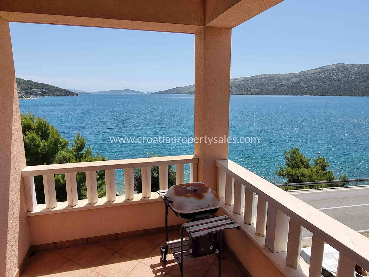 Apartment Zu verkaufen - SPLITSKO-DALMATINSKA TROGIR