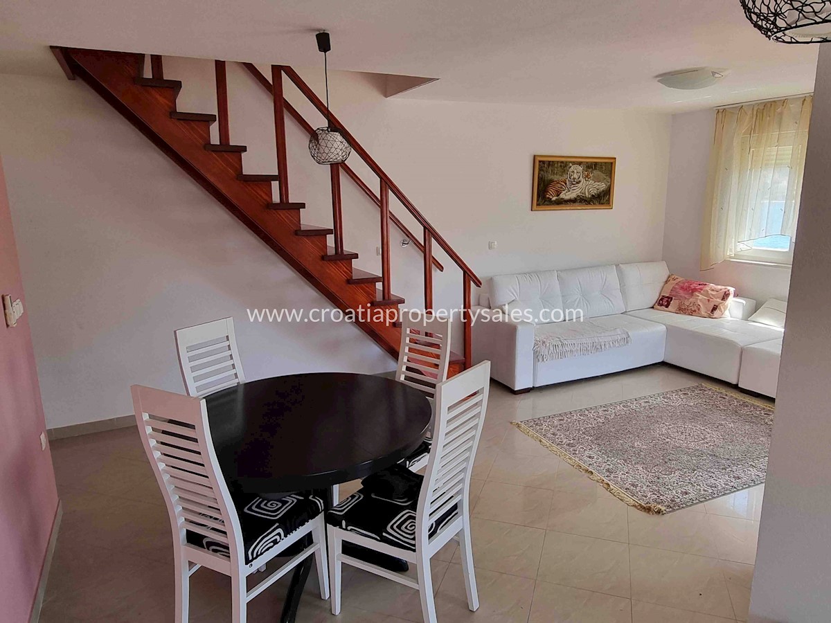 Flat For sale - SPLITSKO-DALMATINSKA TROGIR