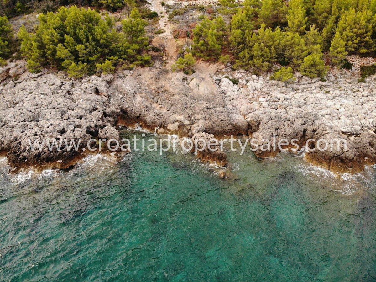 Terreno In vendita - SPLITSKO-DALMATINSKA HVAR