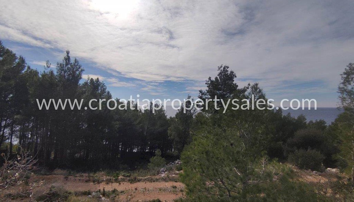 Land For sale - SPLITSKO-DALMATINSKA HVAR