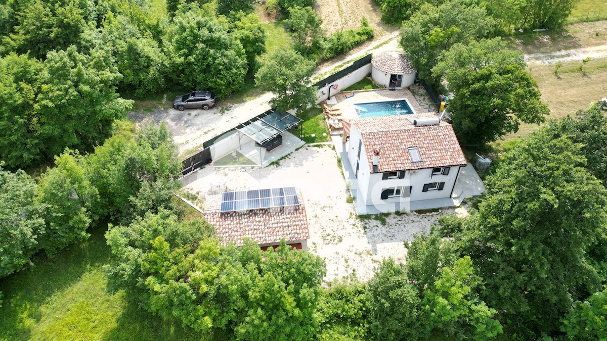 Hiša Na predaj - ISTARSKA ŽMINJ