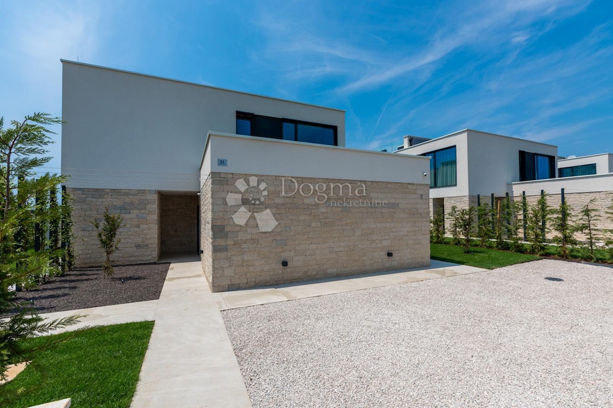 Dom Na predaj - ISTARSKA POREČ