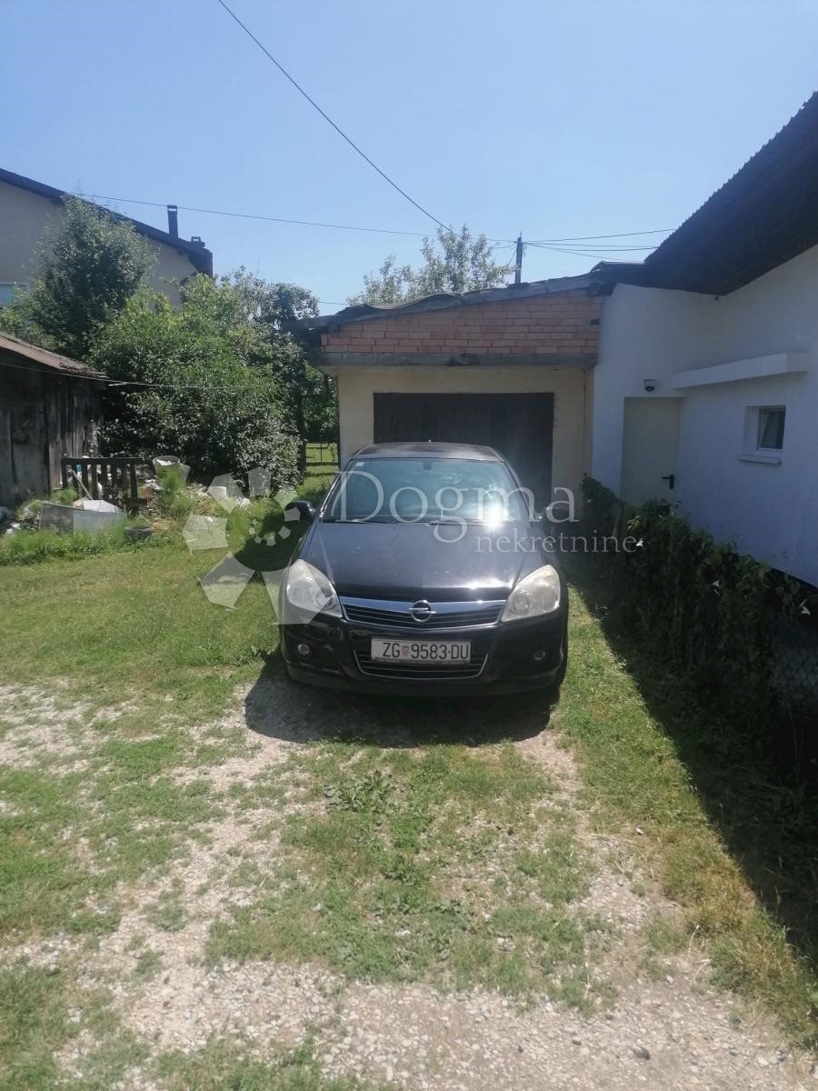 Land For sale - ZAGREBAČKA DUGO SELO