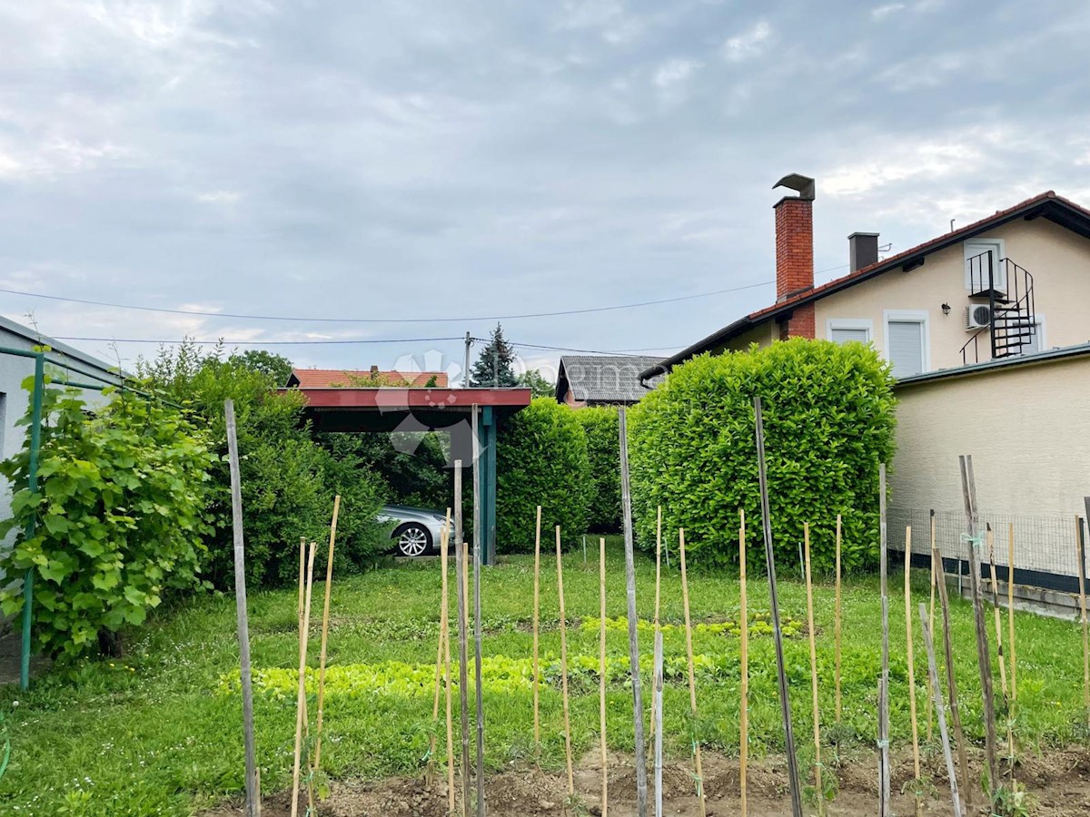 Casa In vendita - ZAGREBAČKA JASTREBARSKO