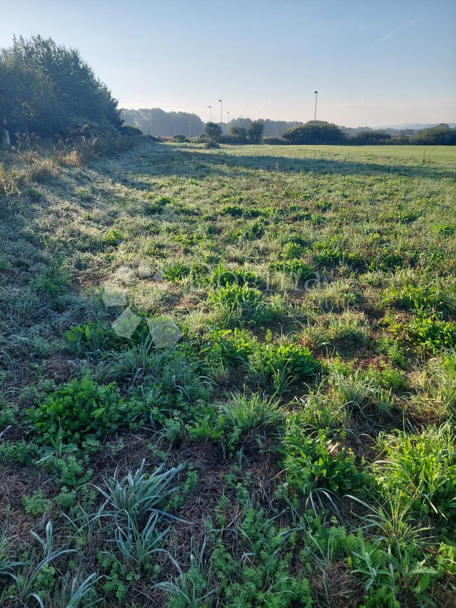 Działka Na sprzedaż - VARAŽDINSKA VARAŽDIN