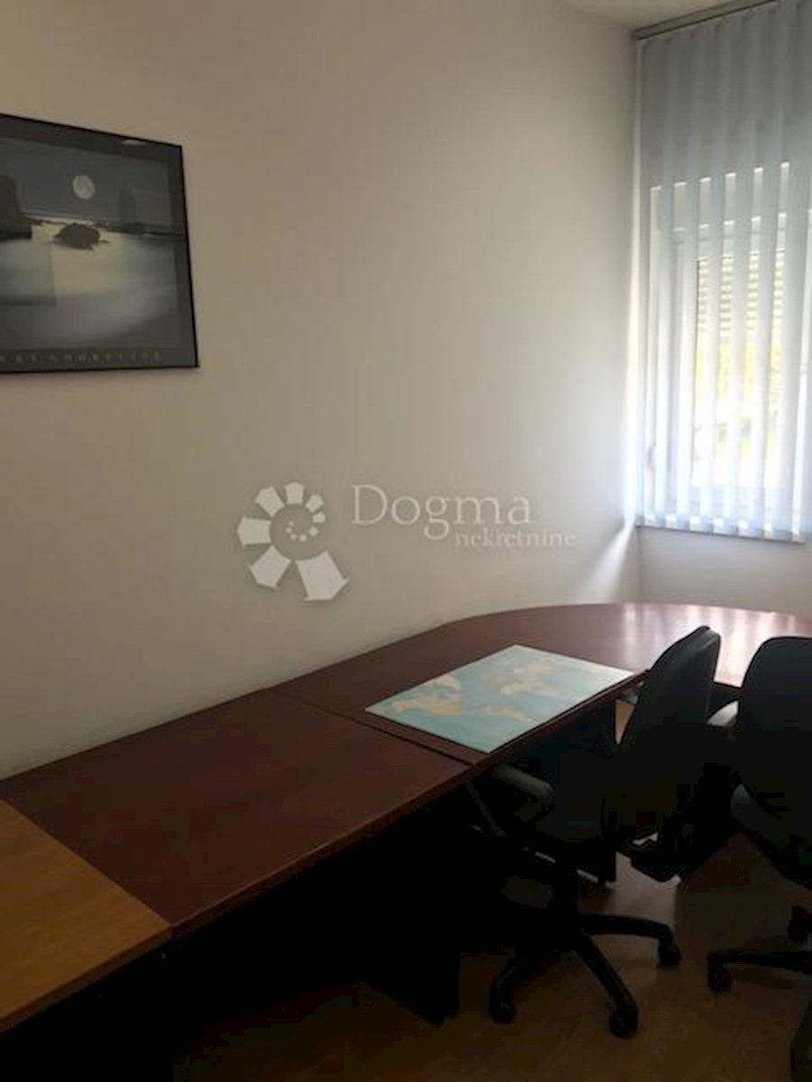 Business premises For rent - KOPRIVNIČKO-KRIŽEVAČKA KOPRIVNICA