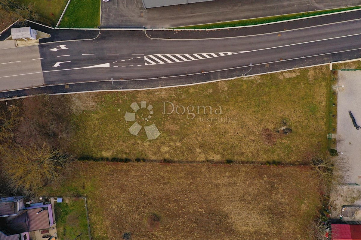 Zemljište Na prodaju - ZAGREBAČKA ZAPREŠIĆ