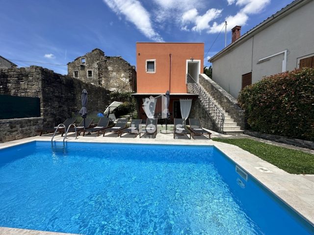 Casa in vendita 140 m² – Oprtalj