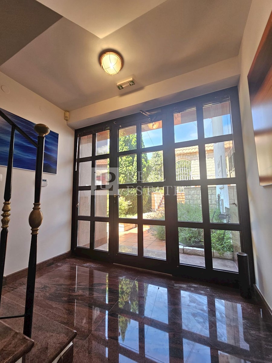 House For sale - PRIMORSKO-GORANSKA CRIKVENICA