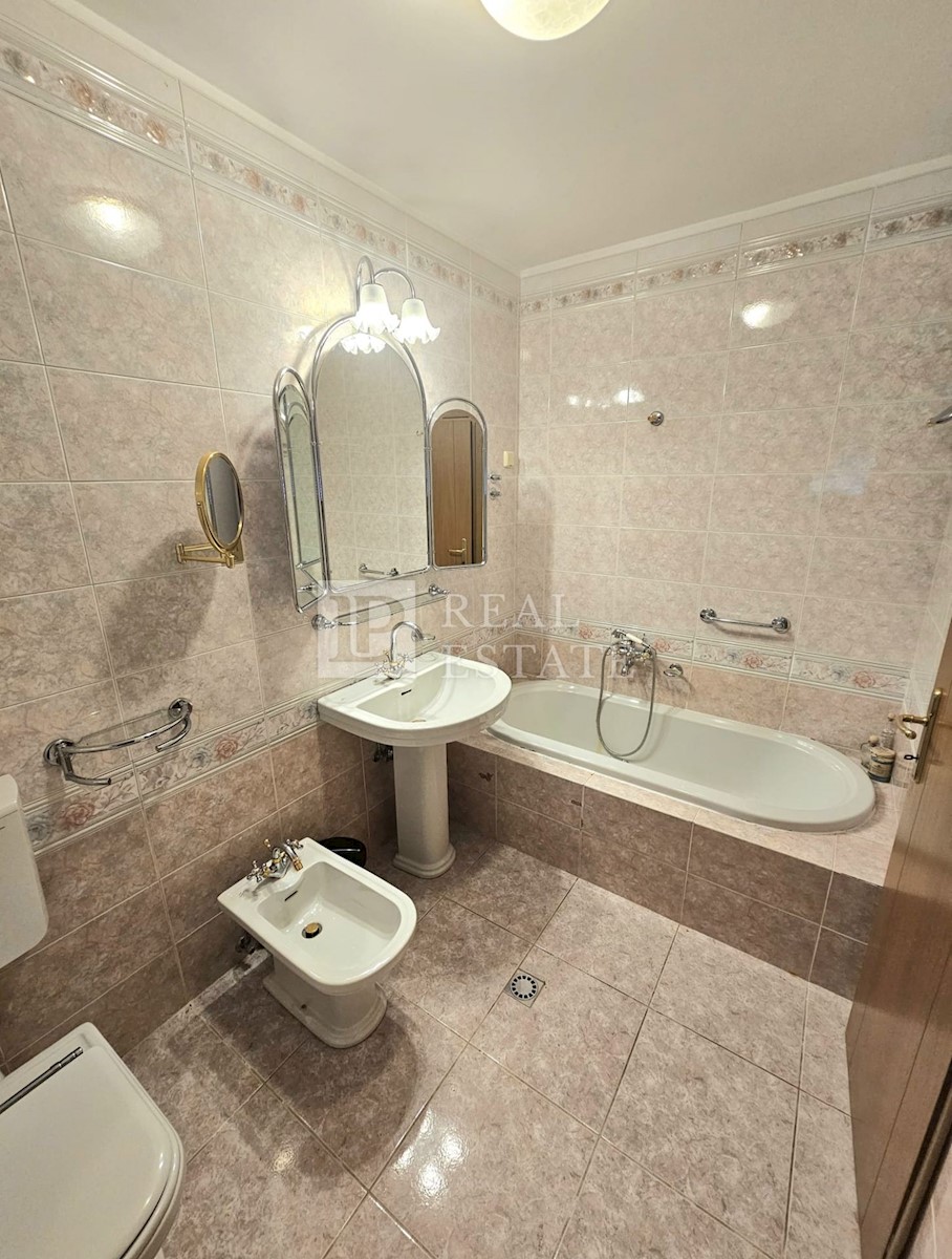 House For sale - PRIMORSKO-GORANSKA CRIKVENICA