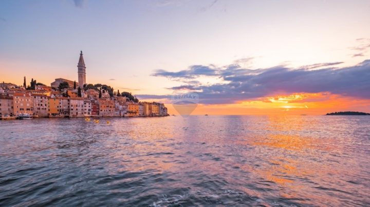 Terrain à vendre 742 m² – Rovinj