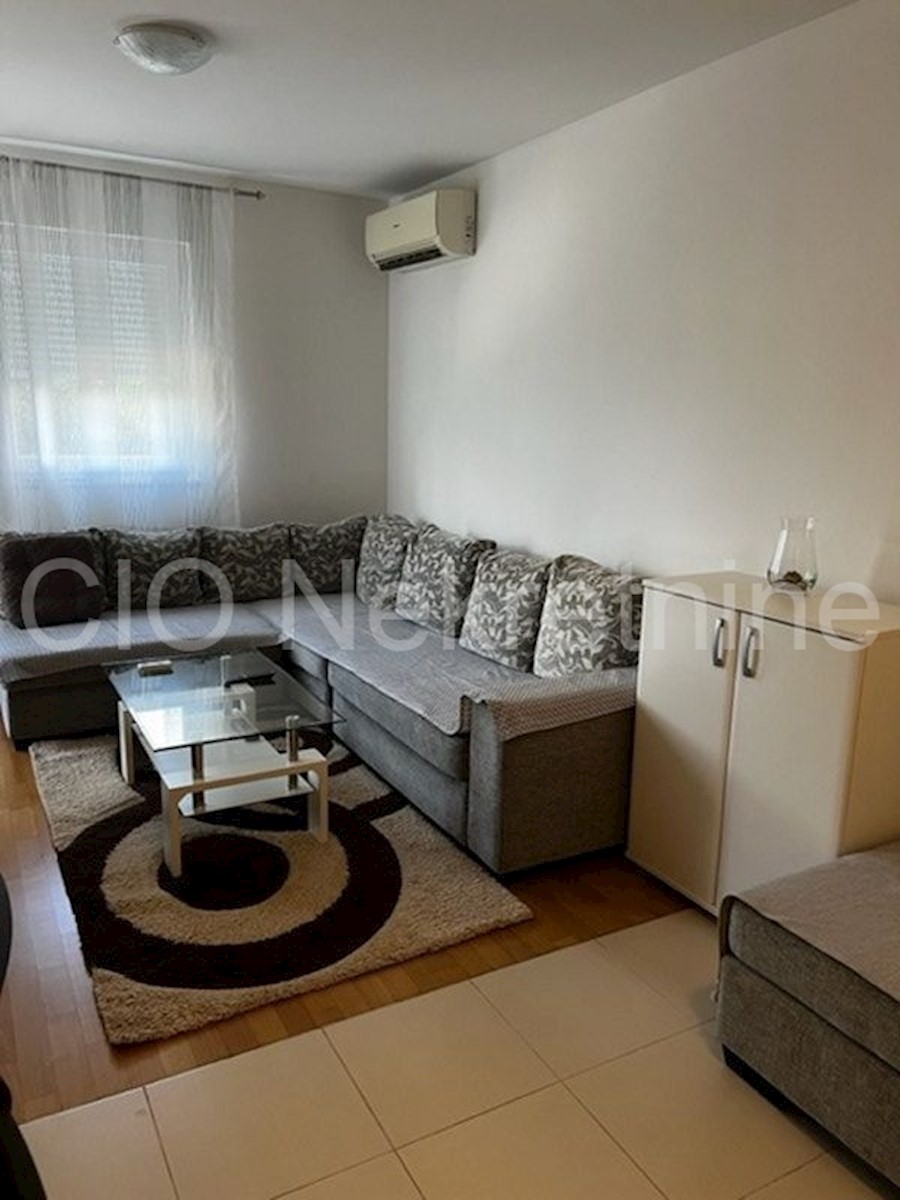 Appartement À louer - SPLITSKO-DALMATINSKA SPLIT