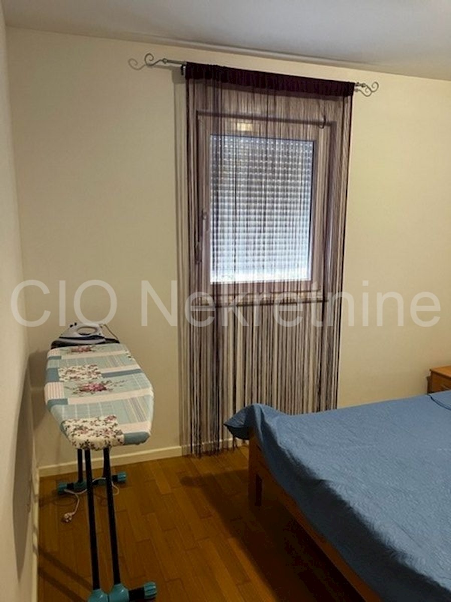 Appartement À louer - SPLITSKO-DALMATINSKA SPLIT