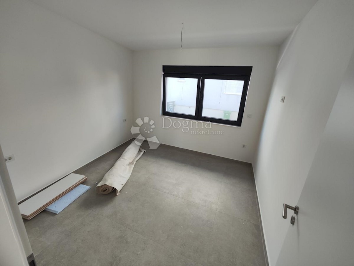 Apartmán Na prodej - ŠIBENSKO-KNINSKA ROGOZNICA