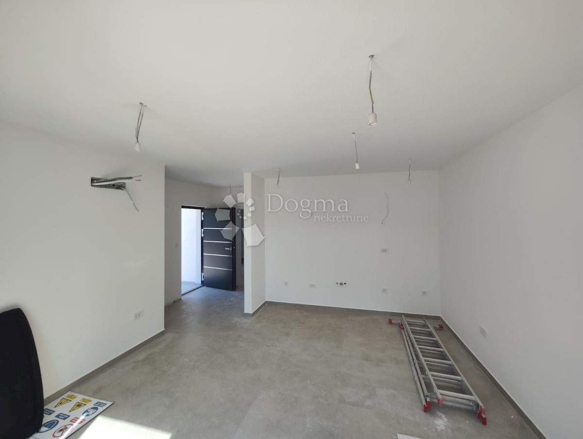 Apartmán Na prodej - ŠIBENSKO-KNINSKA ROGOZNICA