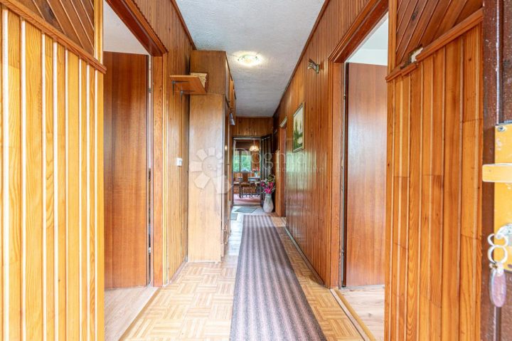 House for sale 200 m² – Sunger