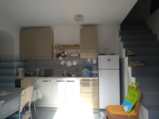 Hiša na predaj 120 m² – Susak