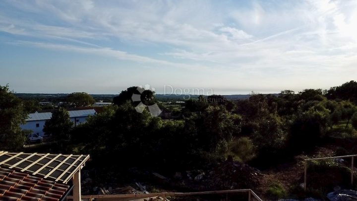 Maison à vendre 159 m² – Labinci