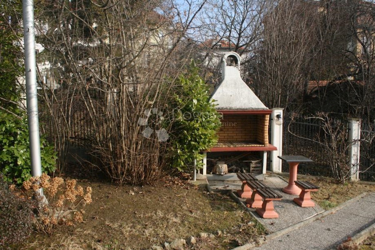 Haus Zu verkaufen - GRAD ZAGREB ZAGREB