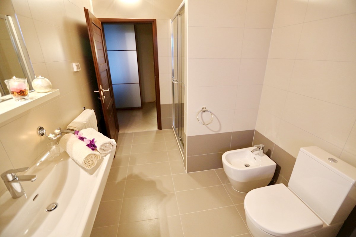 Haus Zu verkaufen - ISTARSKA SVETVINČENAT