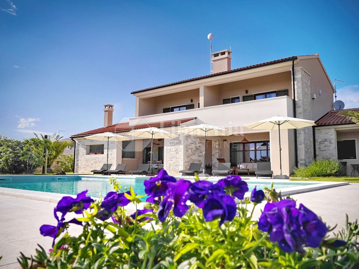 Haus Zu verkaufen - ISTARSKA SVETVINČENAT
