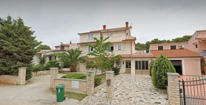 Casa in vendita 420 m² – Pula