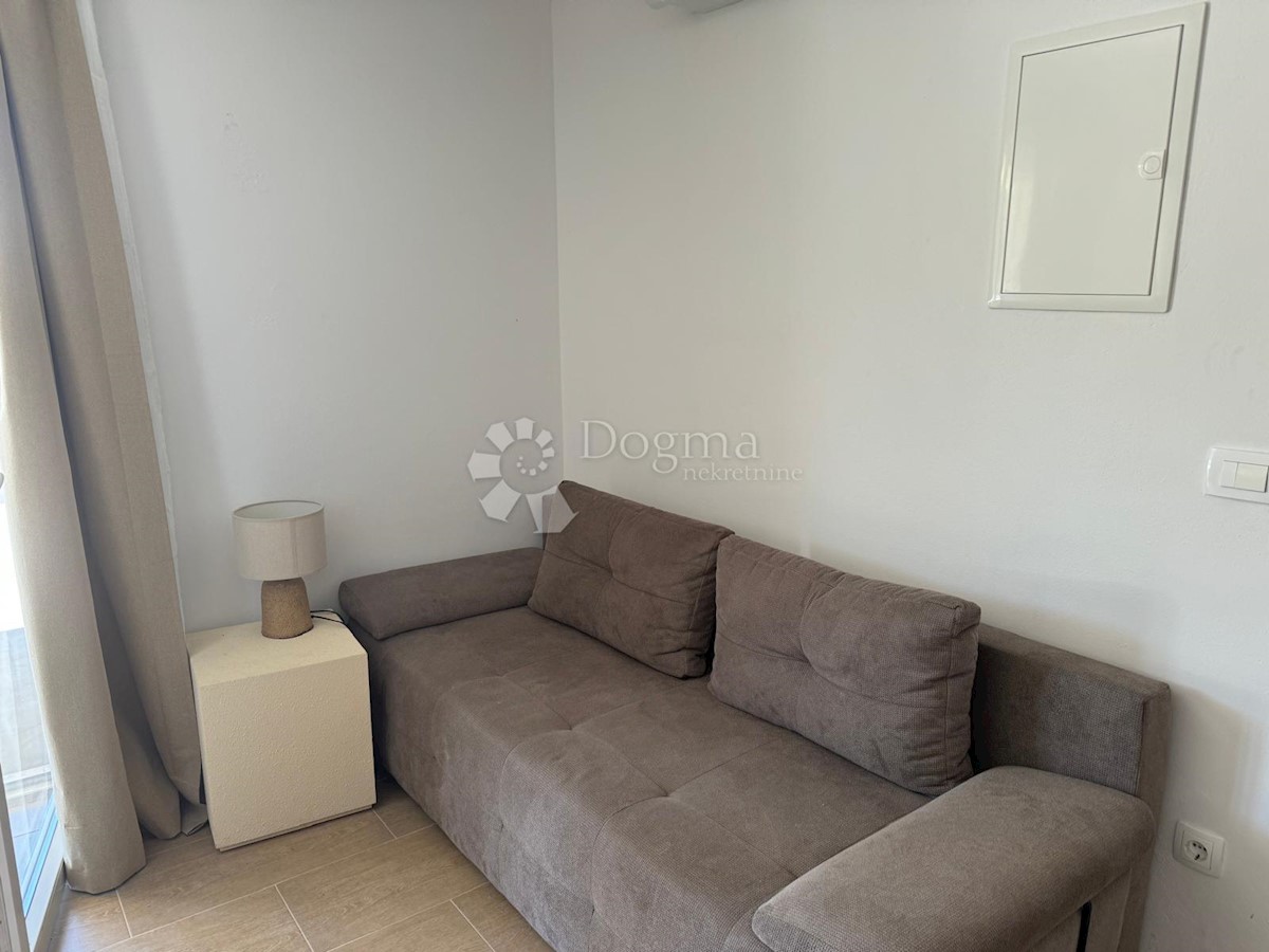 Flat For sale - SPLITSKO-DALMATINSKA BRAČ