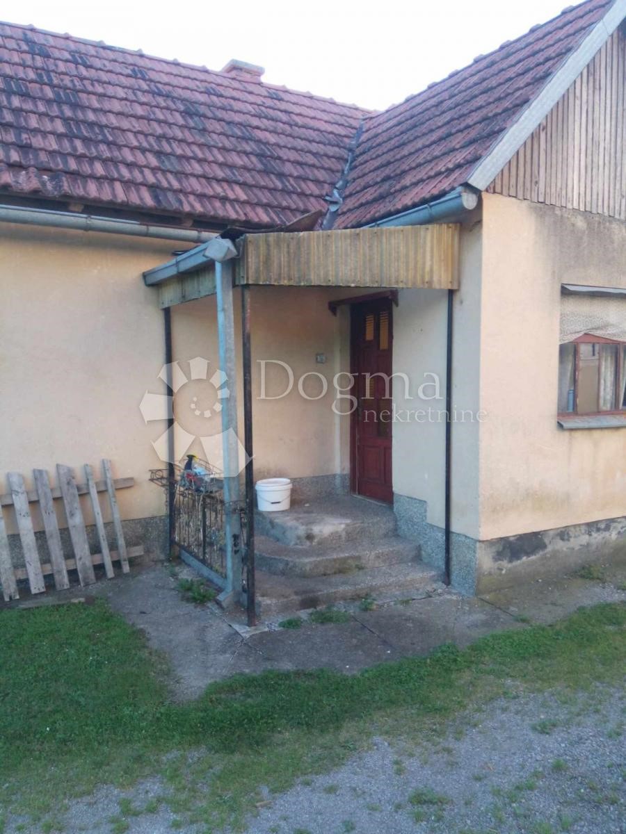 House For sale - KARLOVAČKA PLAŠKI
