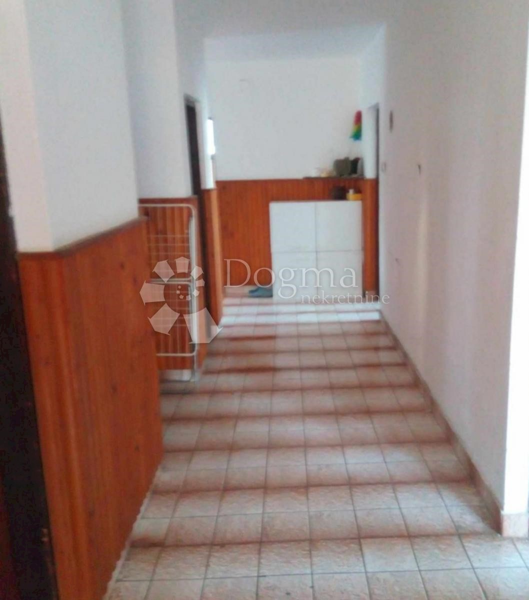 House For sale - KARLOVAČKA PLAŠKI