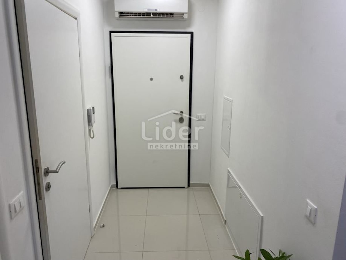 Flat For sale - PRIMORSKO-GORANSKA KASTAV