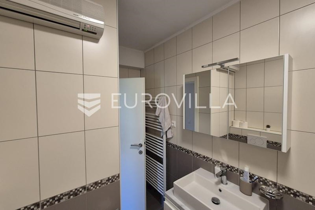 Apartmán Na prodej - ISTARSKA POREČ