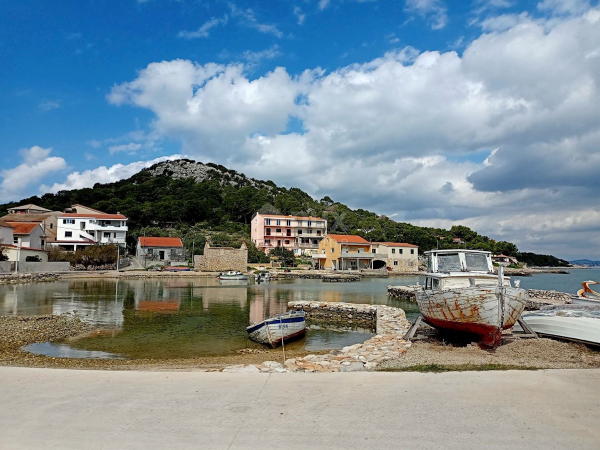 Kuća Na prodaju - ZADARSKA PAKOŠTANE