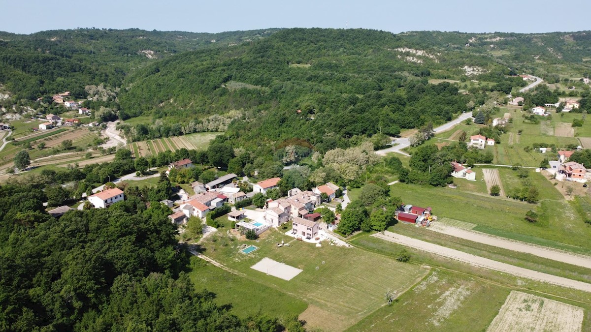 Hiša Naprodaj - ISTARSKA Pićan