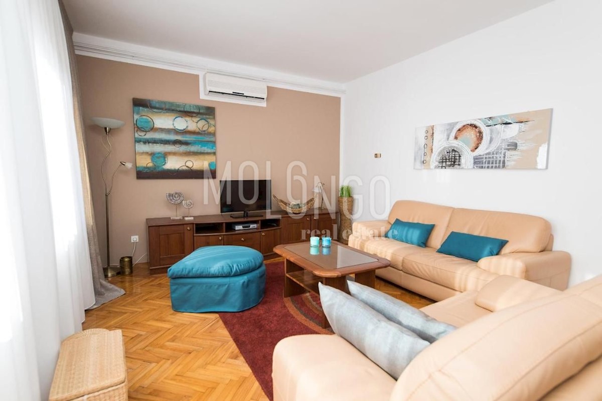 Kuća Na prodaju - PRIMORSKO-GORANSKA CRIKVENICA