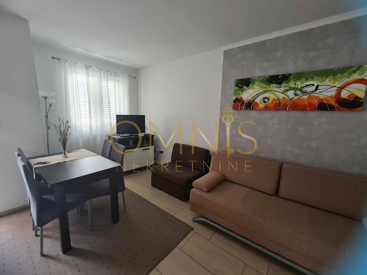 Flat For sale METAJNA