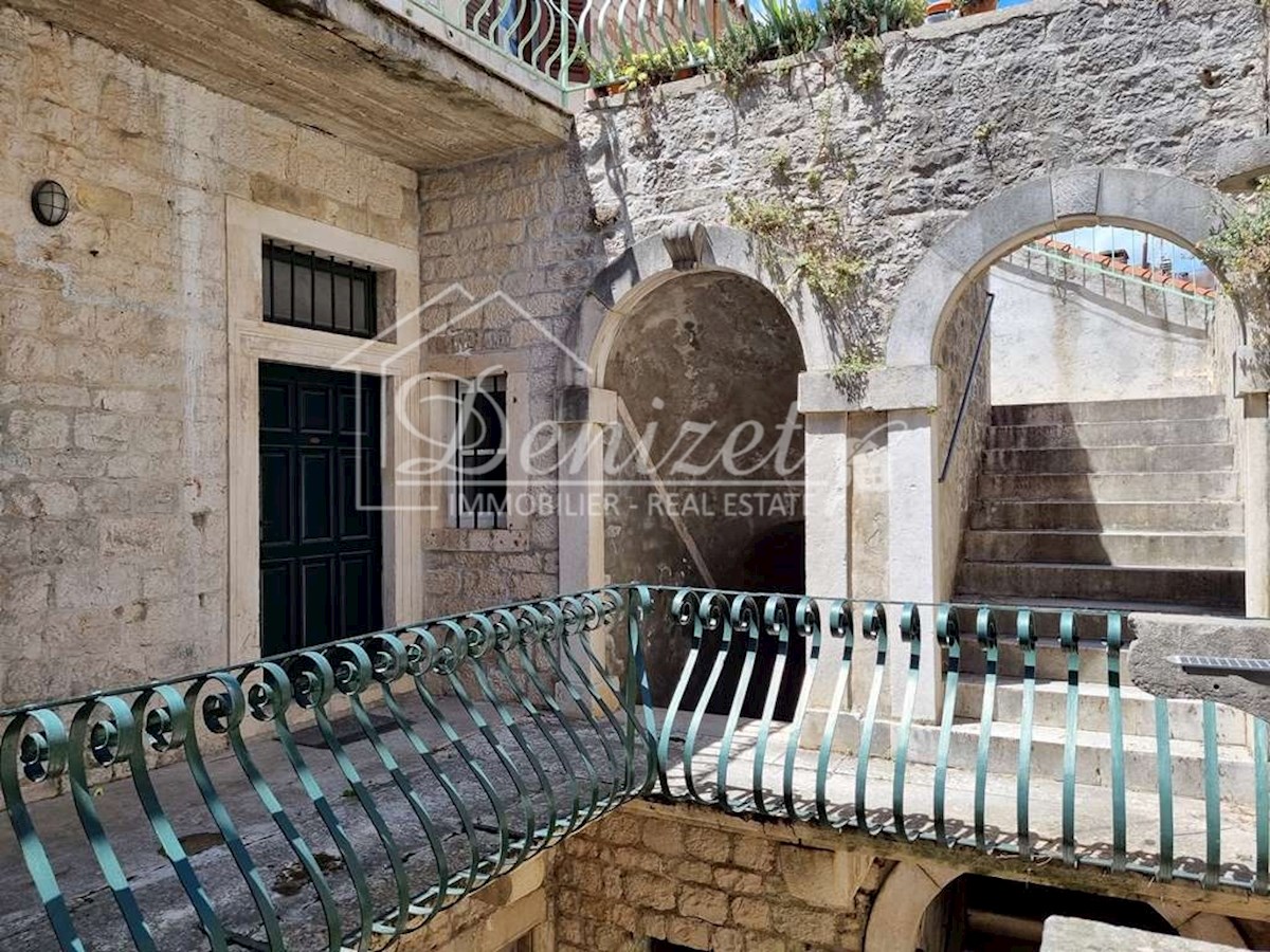 Flat For sale TROGIR